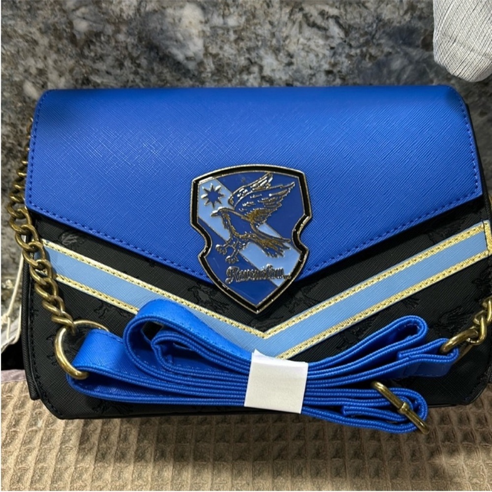 NWT Loungefly Harry Potter Ravenclaw Chain Strap Crossbody Bag